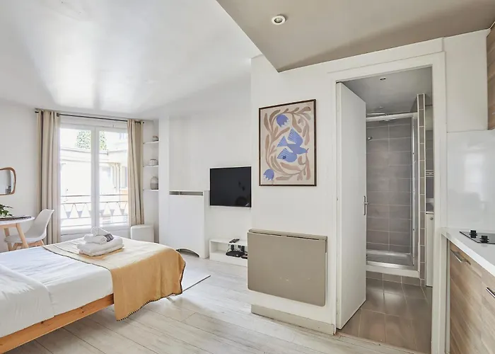 Modern Champs Elysees Trocadero By Sp