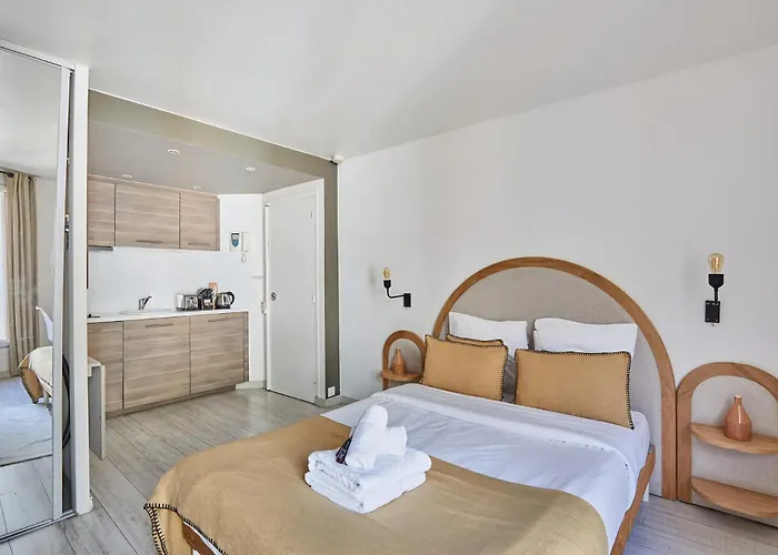 Appartement Modern Champs Elysees Trocadero By Sp Paris